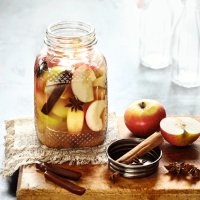 Spiced apple and toffee cocktails