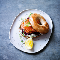 Bagels with smoked salmon, beetroot & herbed cream cheese