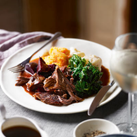 Cider-roasted lamb with beetroot and apple gravy 