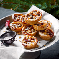 Clementine and walnut mince pies