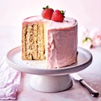 Strawberries & cream stripe cake