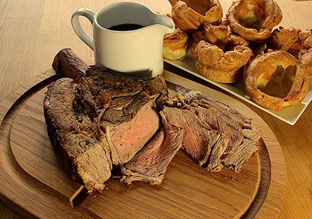Roast fore rib of beef with yorkshire pudding
