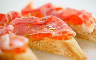 Spanish tomato bread