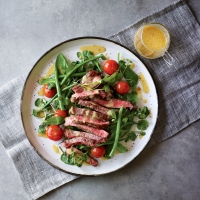 Sirloin-steak-&-roasted-tomato-salad