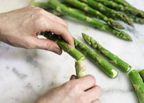 wr19-prepare-asparagus2-209x149-1col