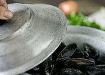 wr19-prepare-mussels3-209x149-1col