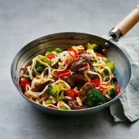 Beef & broccoli noodles