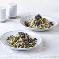Broccoli and blue cheese risotto with toasted pecans 