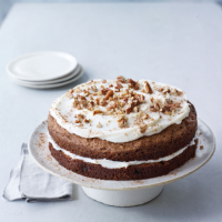 Carrot & pecan cake with cream cheese frosting