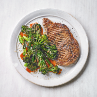 Chargrilled steak with spicy broccoli