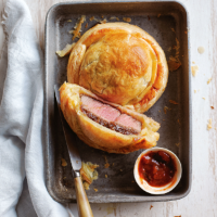 Donna Hay's beef & caramelised onion pies