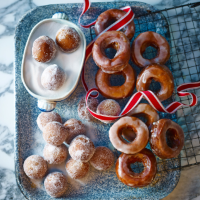 Gingerbread-spiced doughnuts with lemon glaze