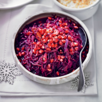 Jewelled braised red cabbage with apple