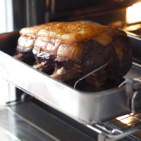 Roast beef rib with creamed horseradish