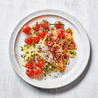 Mediterranean-style grilled tuna & couscous
