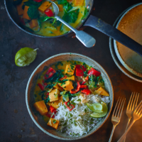 Quick spinach, sweet potato and coconut stew