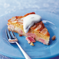 Rhubarb and orange cake with flaked almonds
