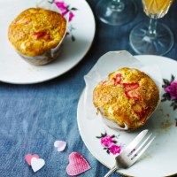 Rhubarb and spelt muffins