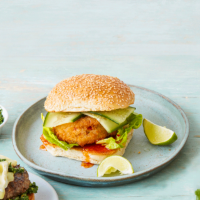 Thai prawn burgers with cucumber and sweet chilli sauce 