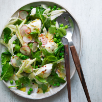 Warm pea and spinach salad with ricotta