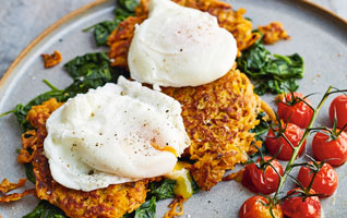 Poached egg with sweet potato hash browns