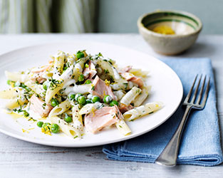 Penne with salmon, lemon and dill