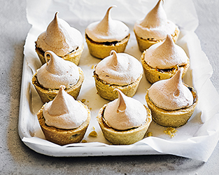 Meringue-topped mince pies