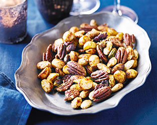 Spicy ras el hanout mixed nuts