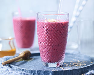 Mixed berry breakfast smoothie