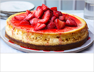 Baked strawberry cheesecake
