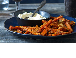 Baked parmesan carrot chips with aioli