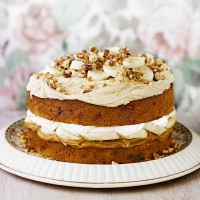 banoffee and peanut butter cake