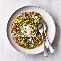 Braised cod with anchovies, leeks & lentils 