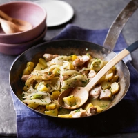 Chicken with fennel and potatoes