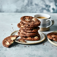 250620_Waitrose_Baking_Chocolate-Chip-Cookies_V3_EXT