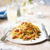 Pasta_with-crab,-seeds-and-chilli-pesto