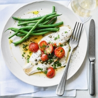 Plaice with lemon, capers & tomatoes