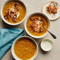 Red lentil soup with crispy shallots