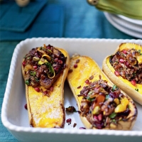 Squash stuffed with fruit and nut pilaf 