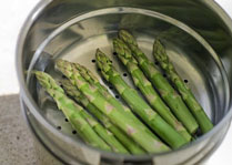 wr19-prepare-asparagus4-209x149-1col