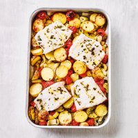 Cod traybake with potatoes, fennel and tomatoes