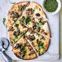 Mushroom & mozzarella pizzas with herb oil