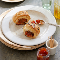Turkey, bacon and tomato sausage rolls